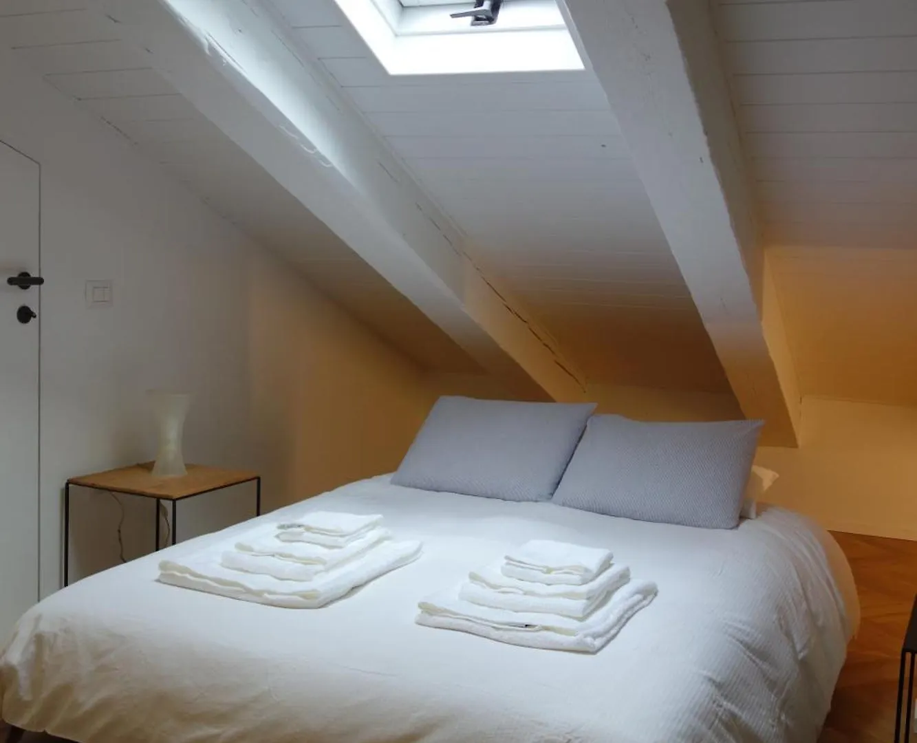 Charming Suite On The Roofs Of Navigli Milan 0*,  Italy