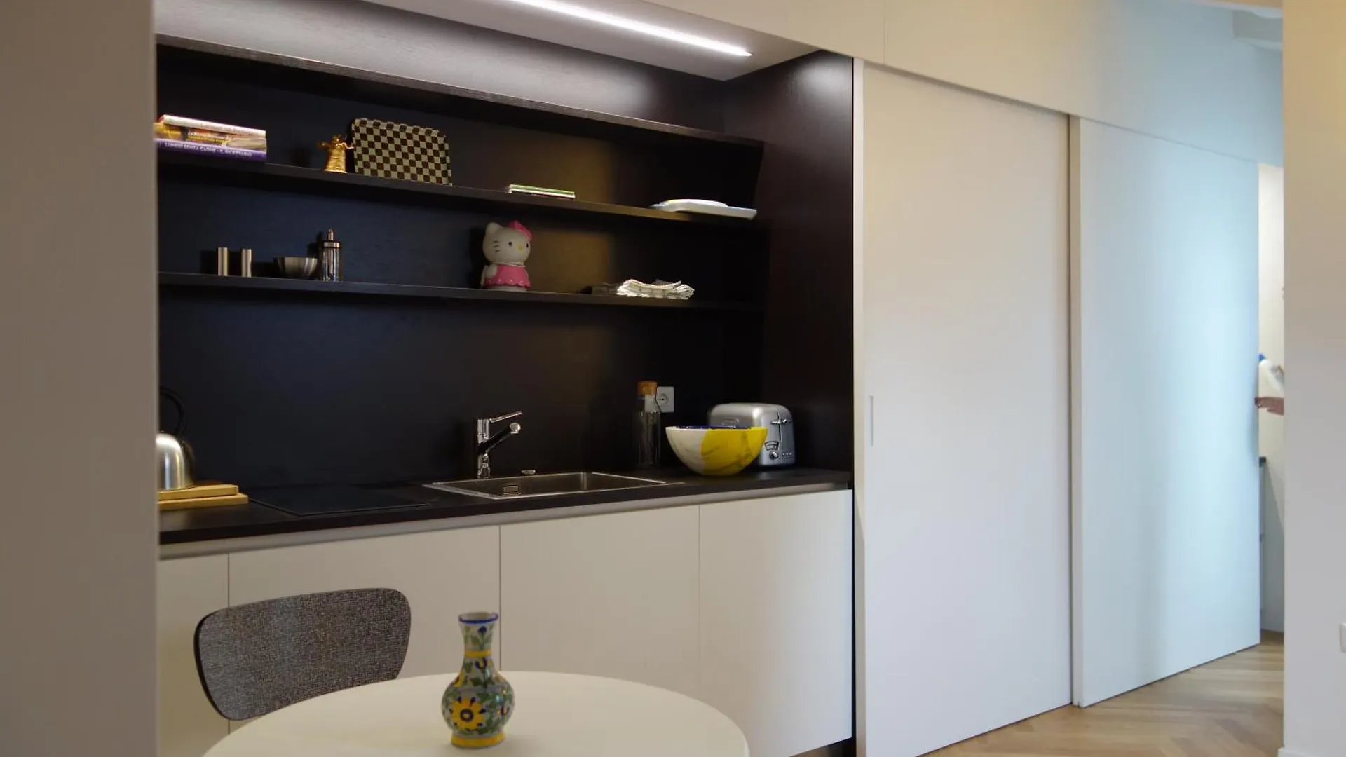 Charming Suite On The Roofs Of Navigli Milan