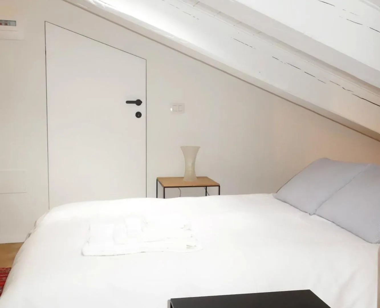 Charming Suite On The Roofs Of Navigli Milan Apartment