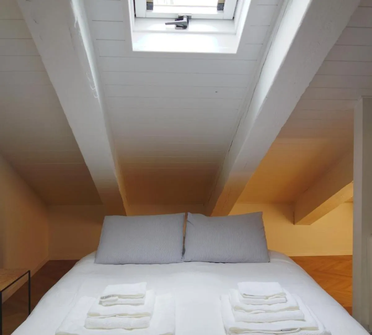 Charming Suite On The Roofs Of Navigli Milan 0*,